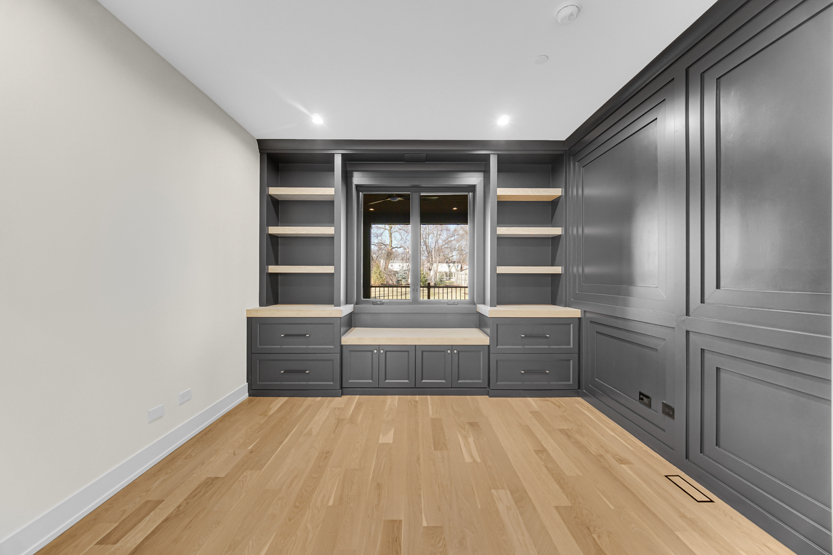 954 Osterman Ave Deerfield, IL 60015