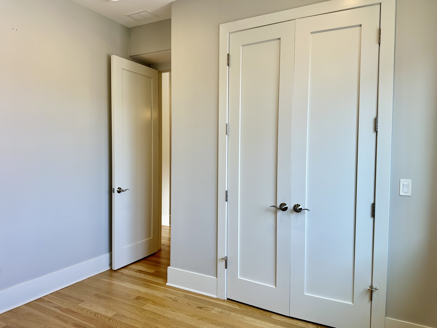 4133 N Kenmore Ave #2E Chicago, IL 60613