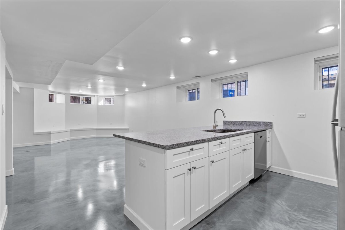 722 S Laflin St #G Chicago, IL 60607