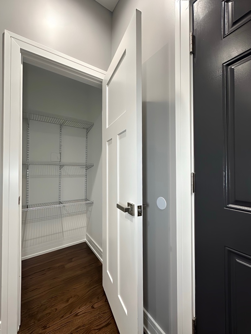 6331 S Elizabeth St Chicago, IL 60636