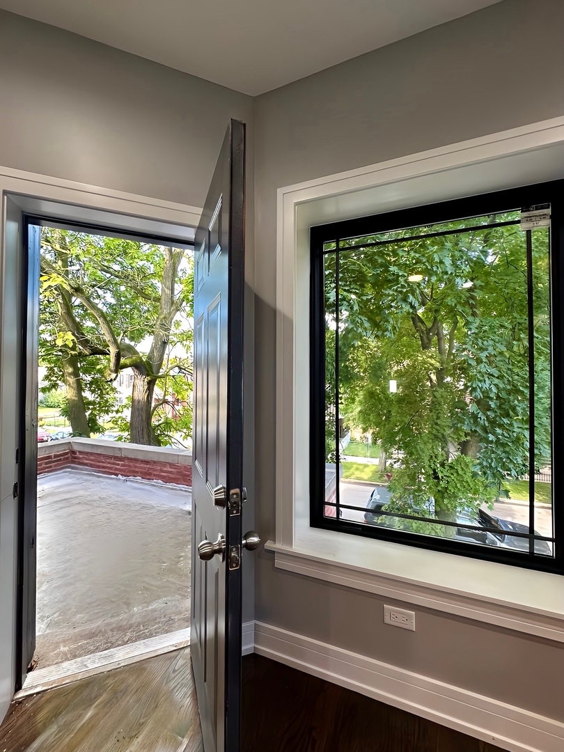 6331 S Elizabeth St Chicago, IL 60636