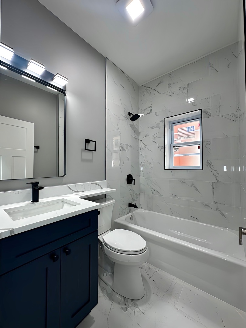 6331 S Elizabeth St Chicago, IL 60636