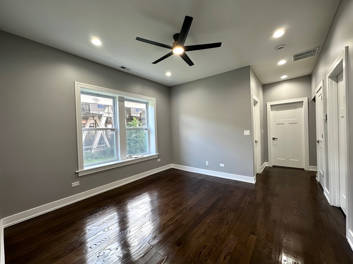 6331 S Elizabeth St Chicago, IL 60636