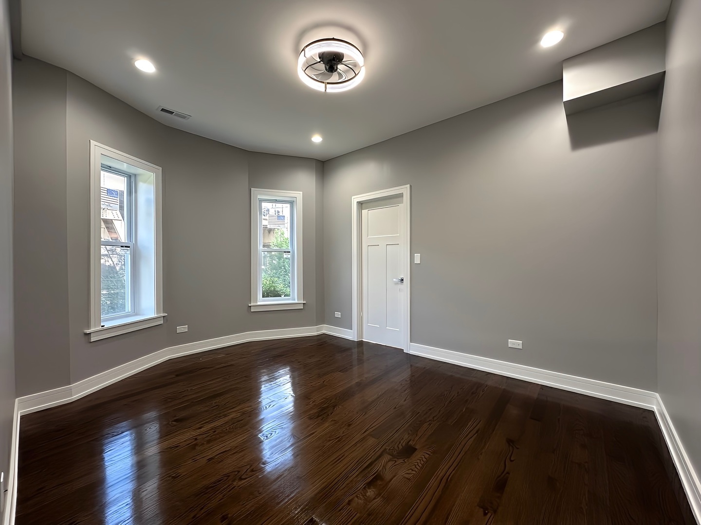 6331 S Elizabeth St Chicago, IL 60636