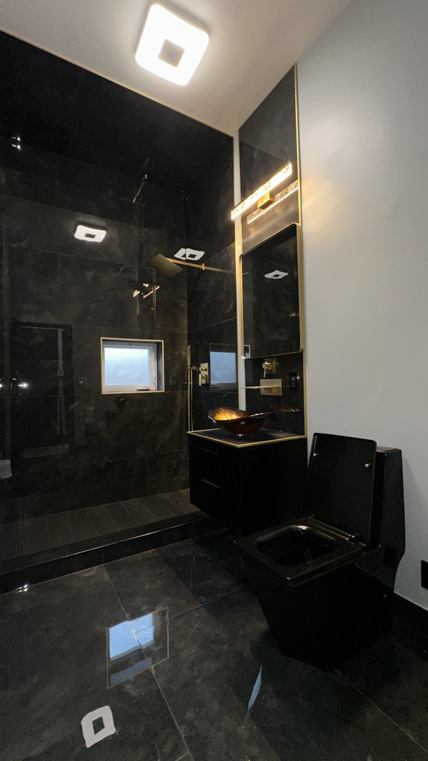 6331 S Elizabeth St Chicago, IL 60636