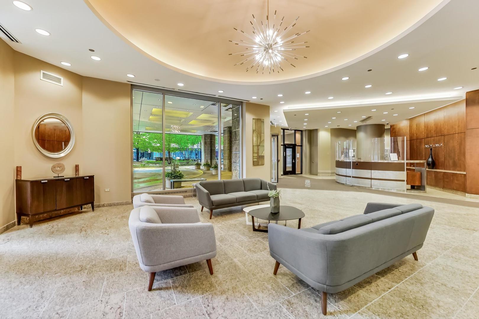 222 N Columbus Dr #1703 Chicago, IL 60601