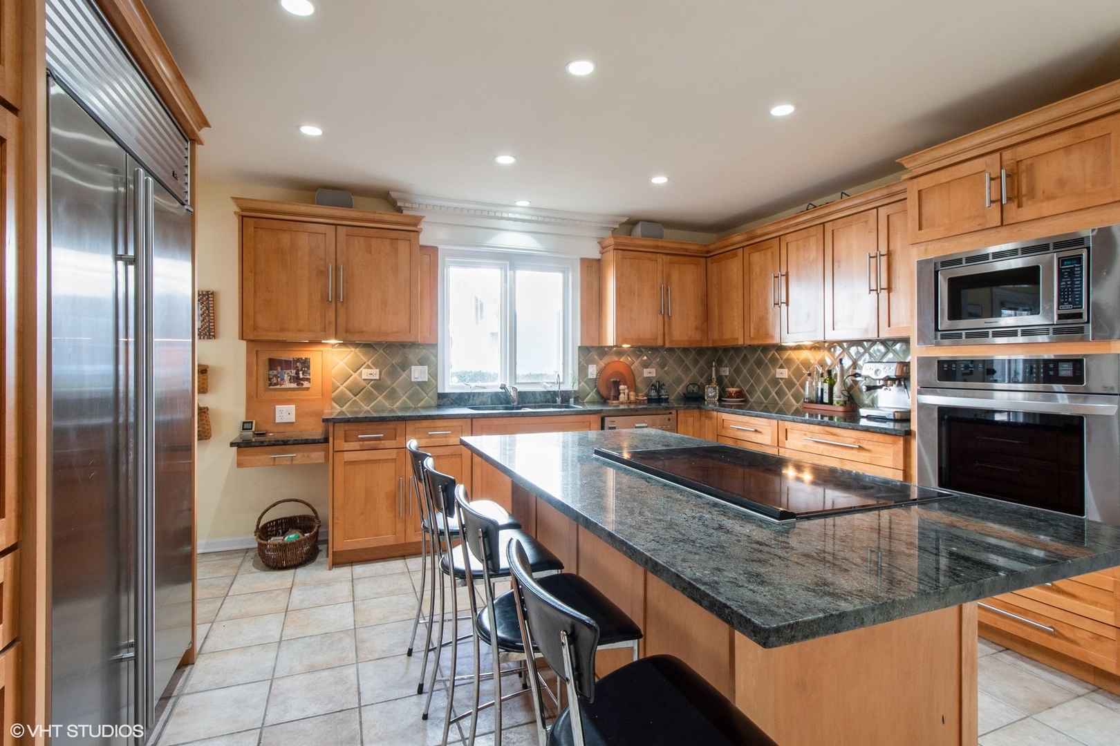 2510 Sheridan Rd Evanston, IL 60201