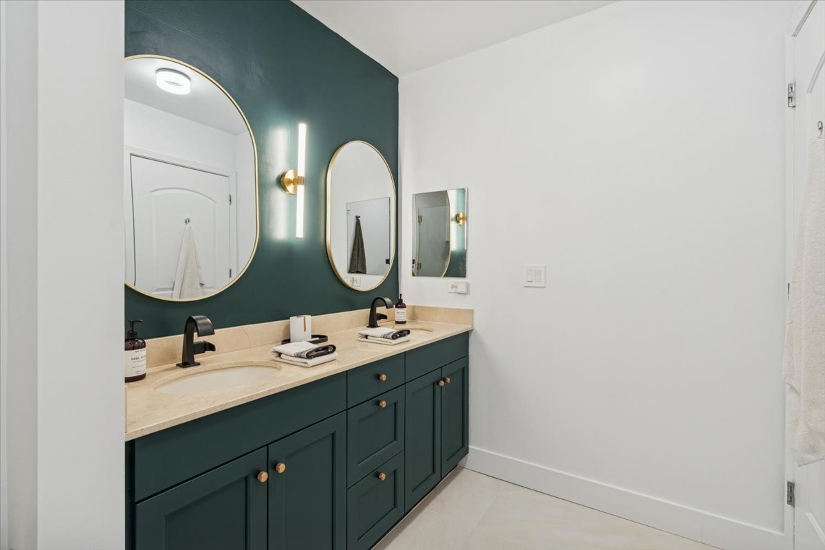 420 E Waterside Dr #509 Chicago, IL 60601