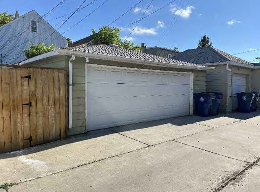 5335 W 23rd Pl Cicero, IL 60804