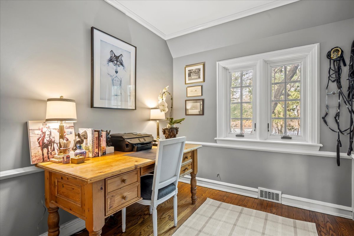 1163 Romona Rd Wilmette, IL 60091