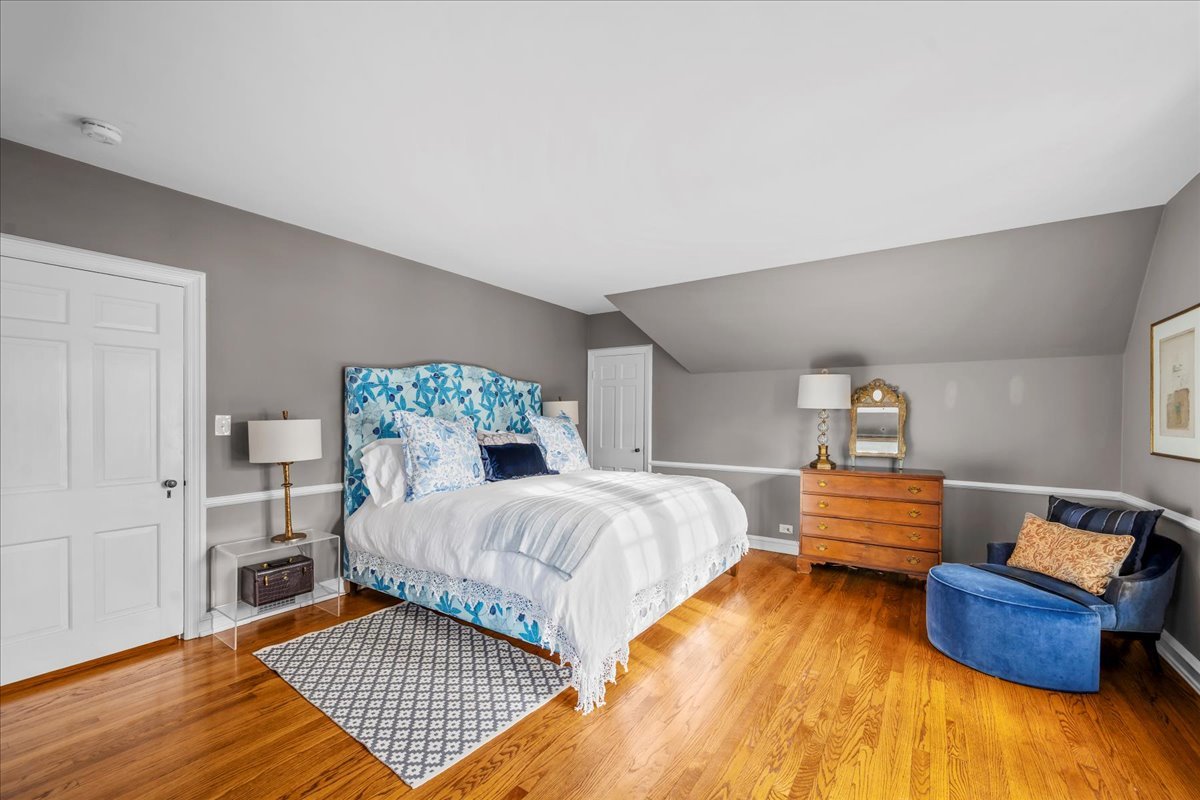 1163 Romona Rd Wilmette, IL 60091