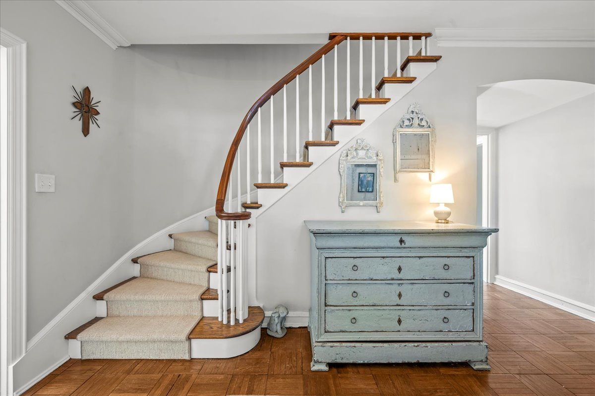 1163 Romona Rd Wilmette, IL 60091