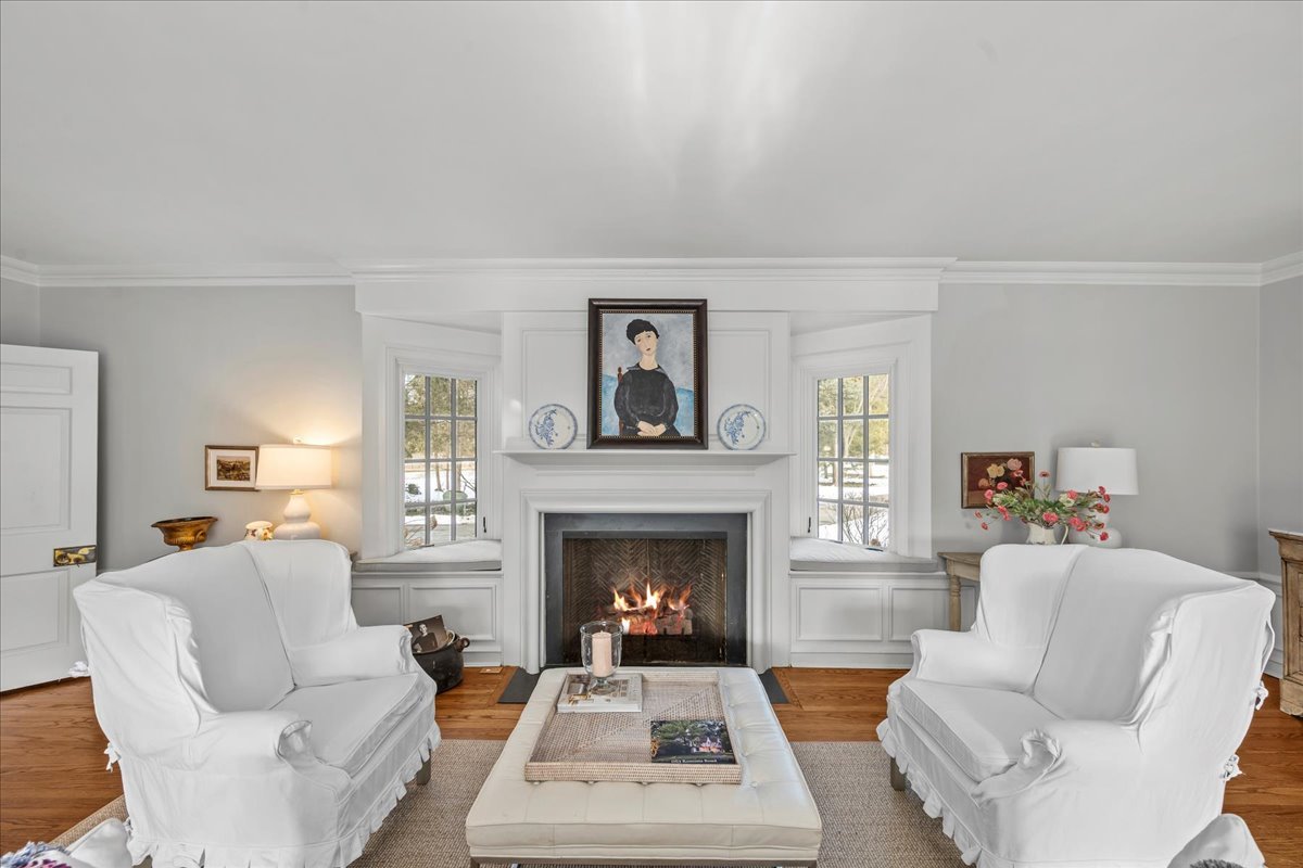 1163 Romona Rd Wilmette, IL 60091