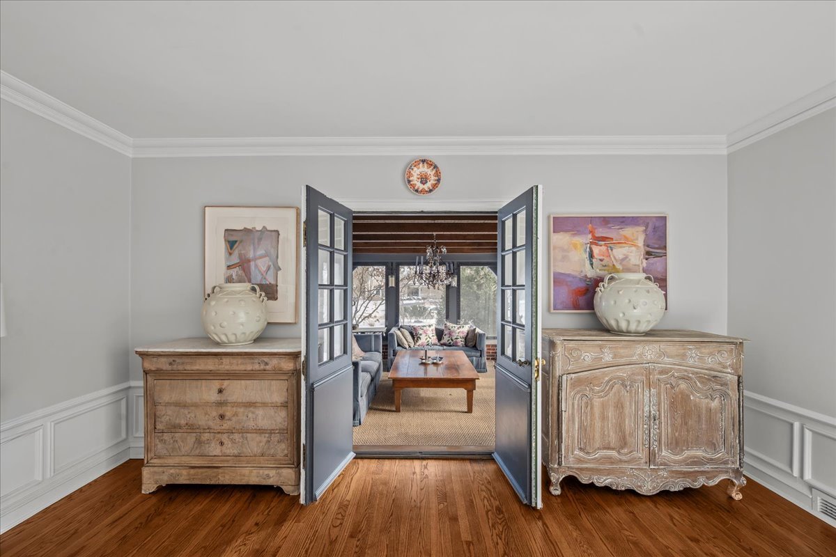 1163 Romona Rd Wilmette, IL 60091