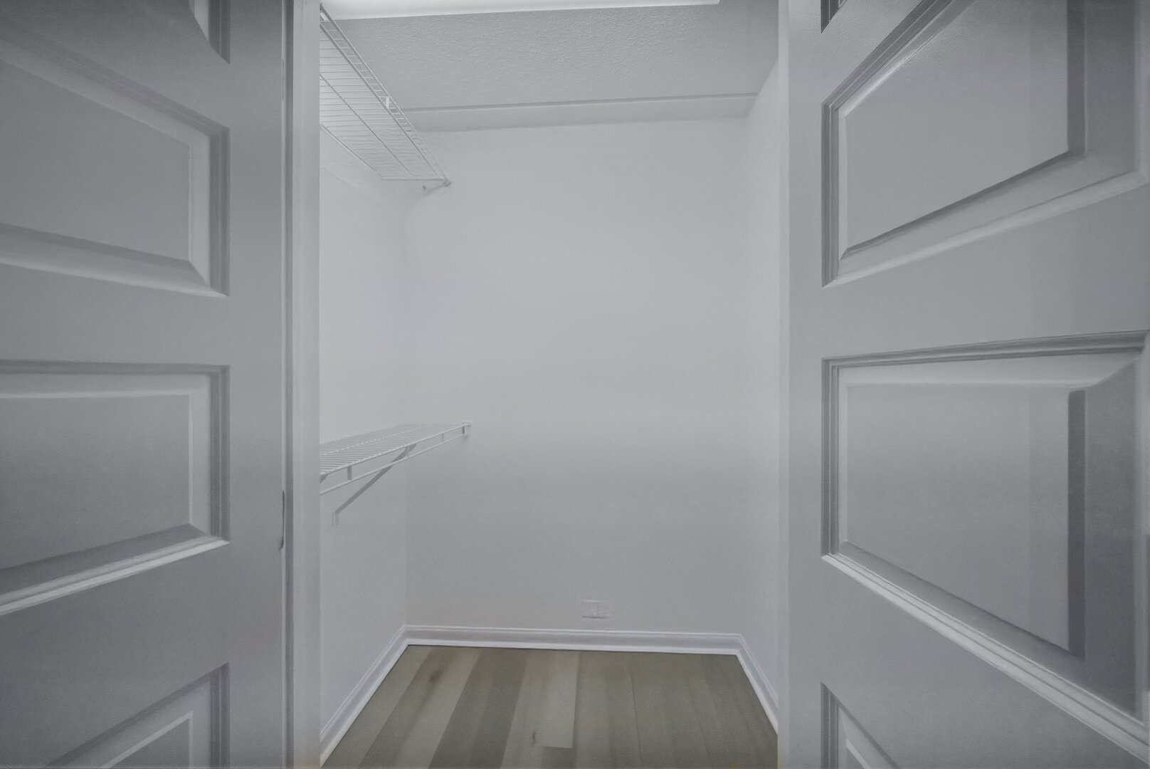 7081 W Touhy Ave #407 Niles, IL 60714