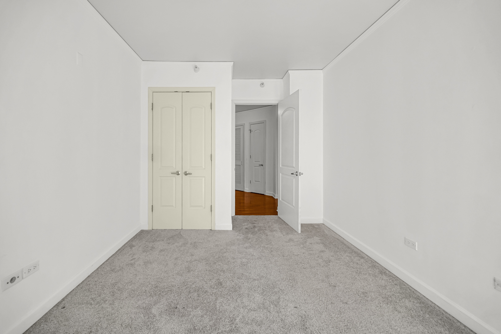 420 E Waterside Dr #503 Chicago, IL 60601