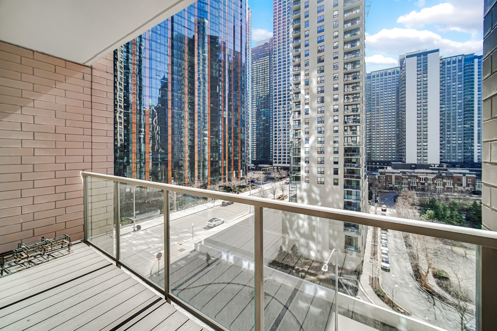 420 E Waterside Dr #503 Chicago, IL 60601