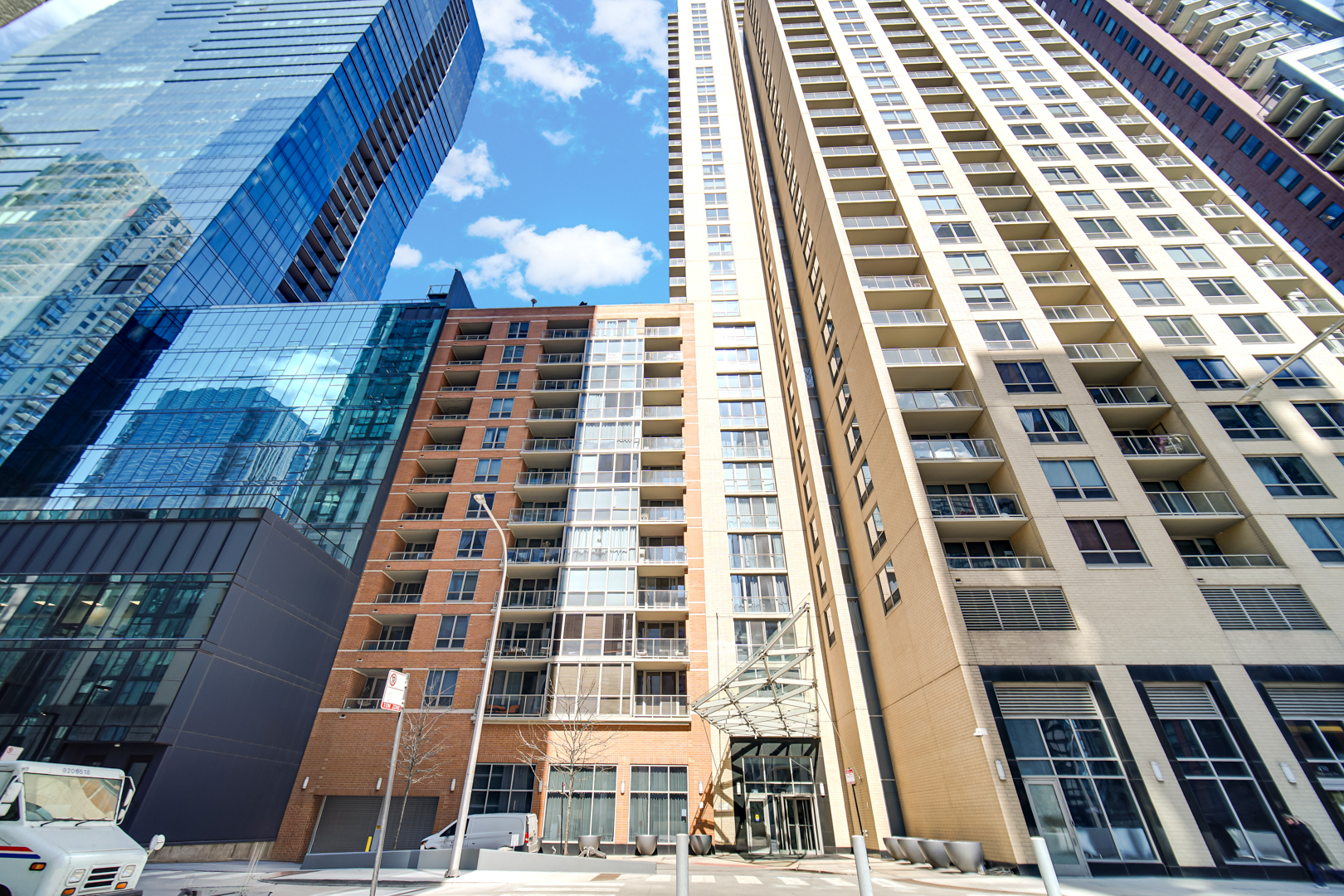 420 E Waterside Dr #503 Chicago, IL 60601