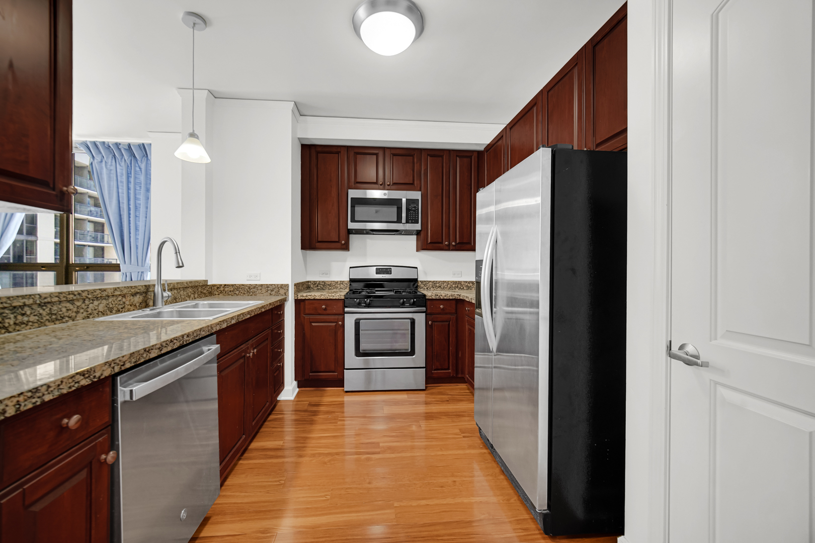 420 E Waterside Dr #503 Chicago, IL 60601