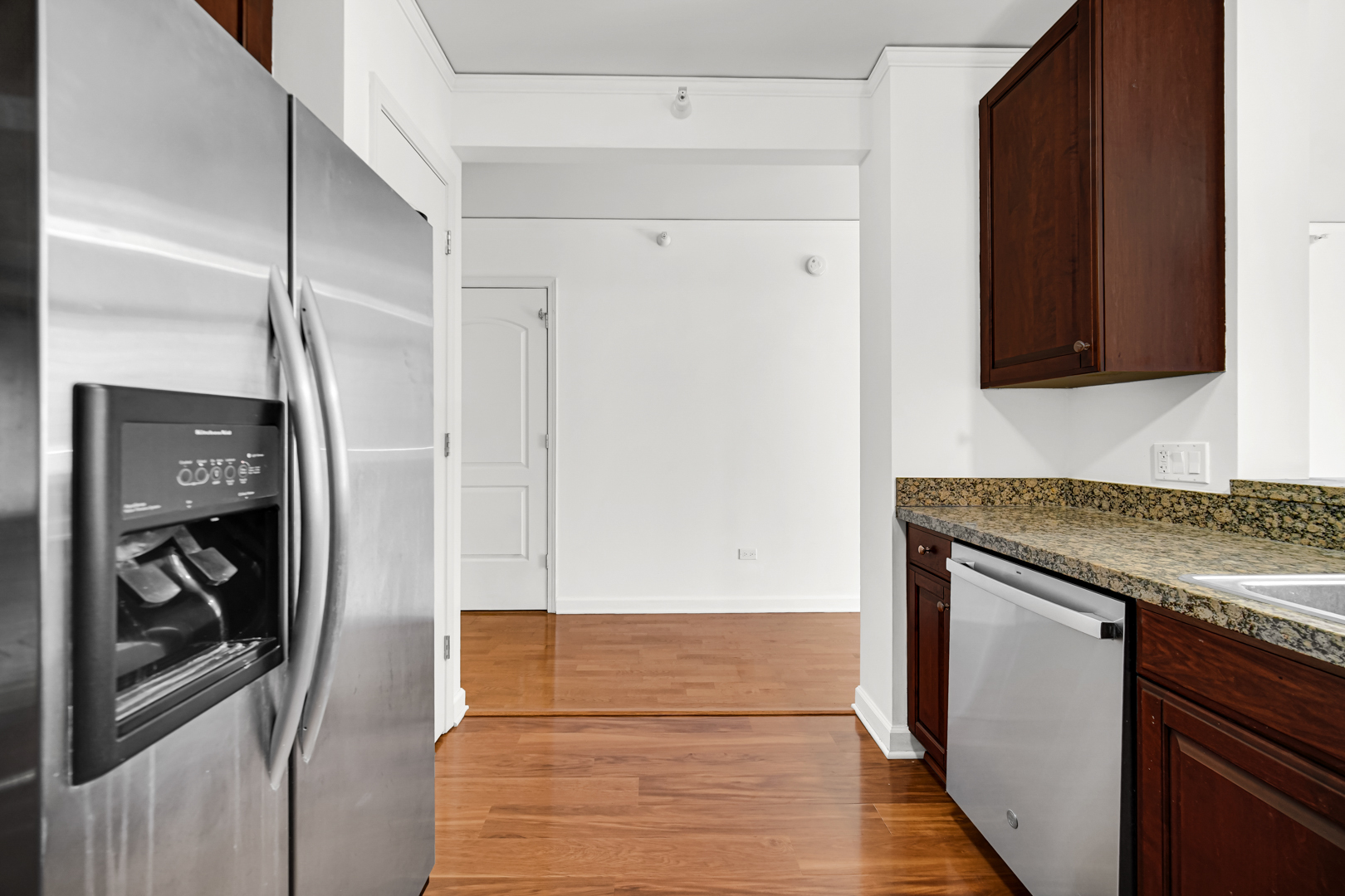 420 E Waterside Dr #503 Chicago, IL 60601