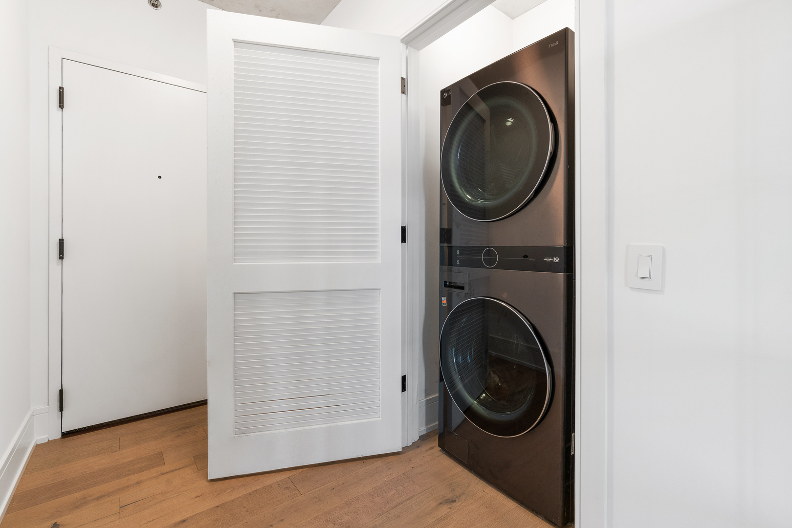 234 W Polk St #2402 Chicago, IL 60607