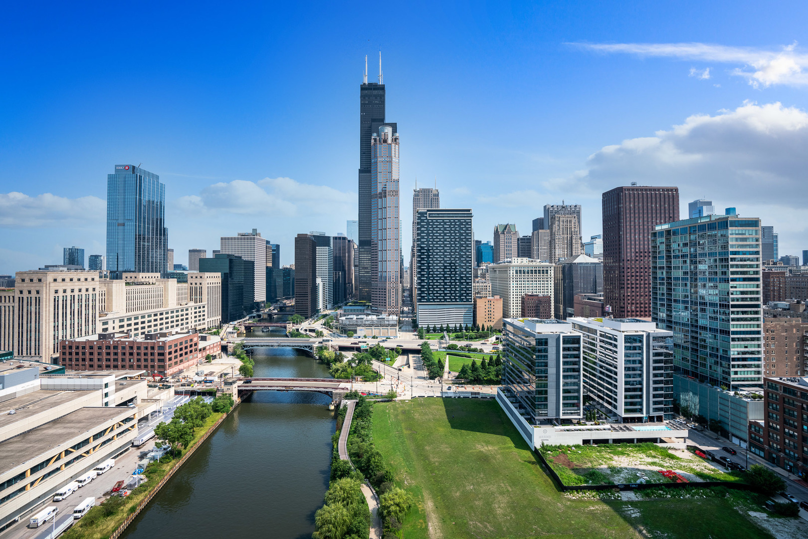 234 W Polk St #2402 Chicago, IL 60607