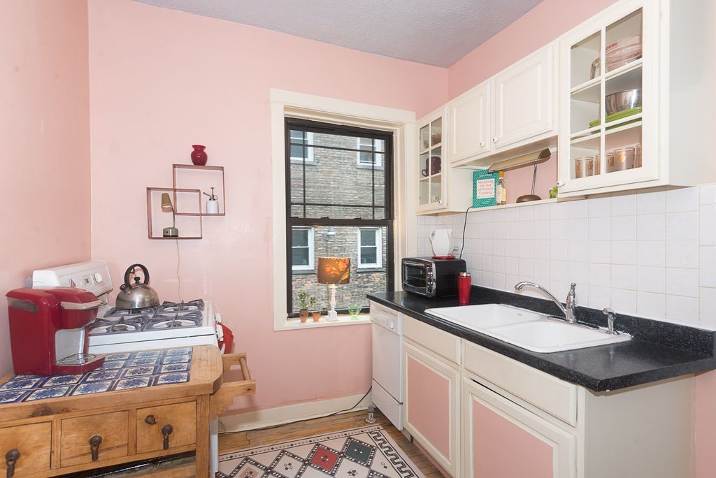 508 Madison St #2S Oak Park, IL 60302