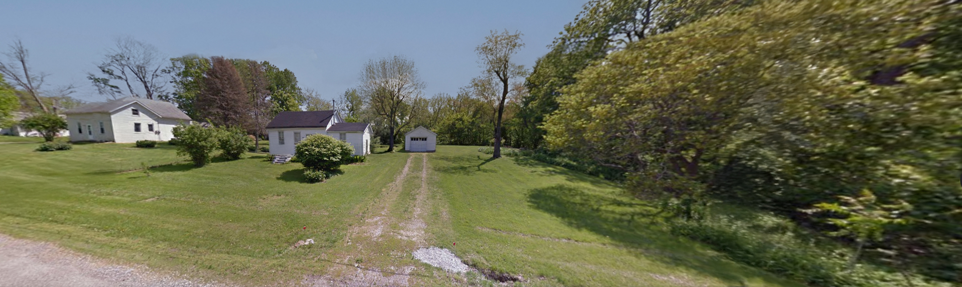 320 LECLAIRE St Warsaw, IL 62379