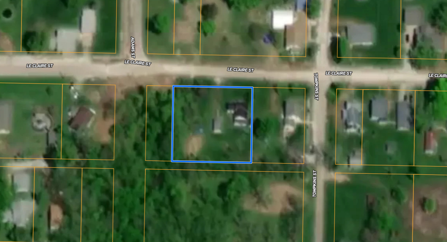 320 LECLAIRE St Warsaw, IL 62379