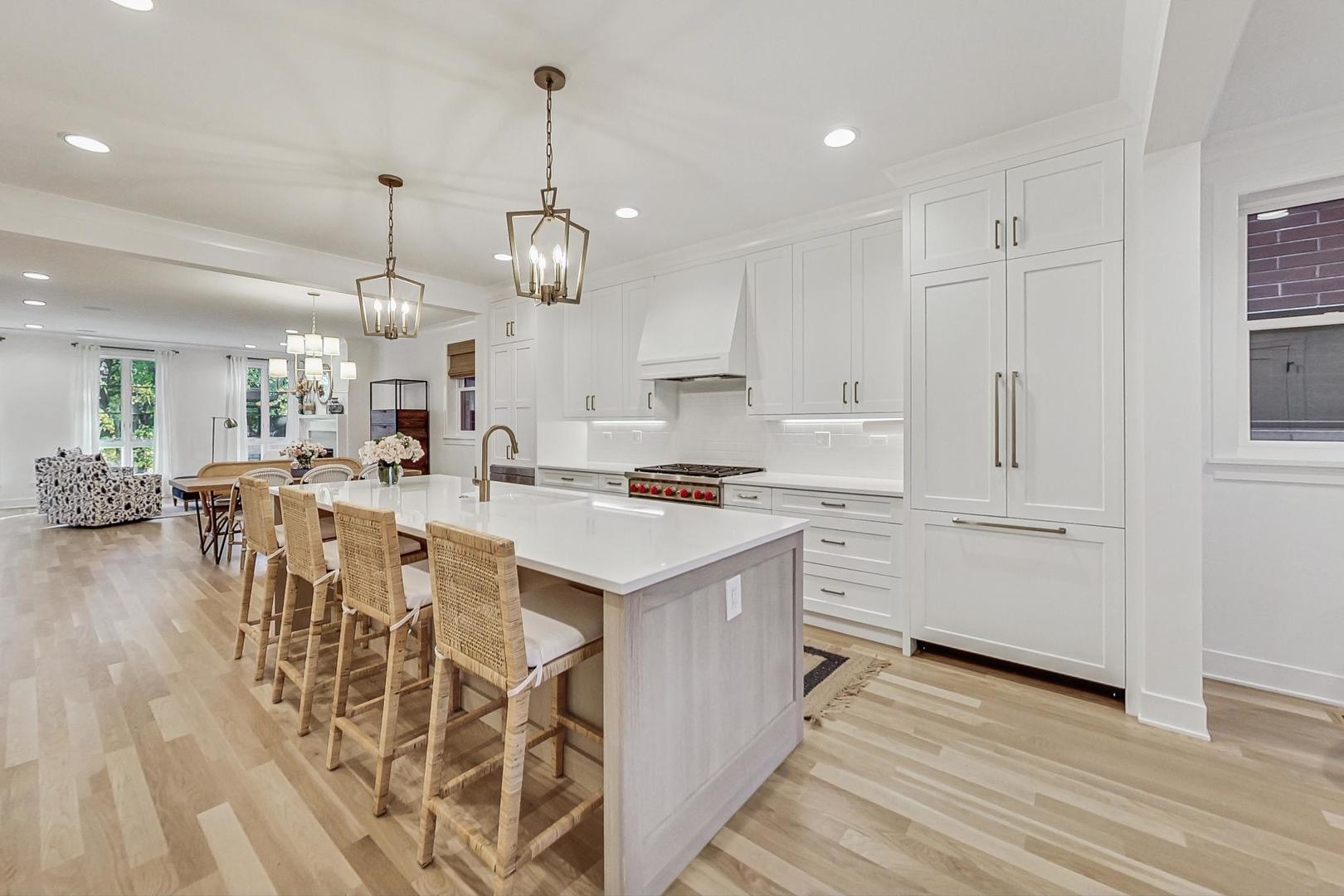 1509 W School St #2 Chicago, IL 60657