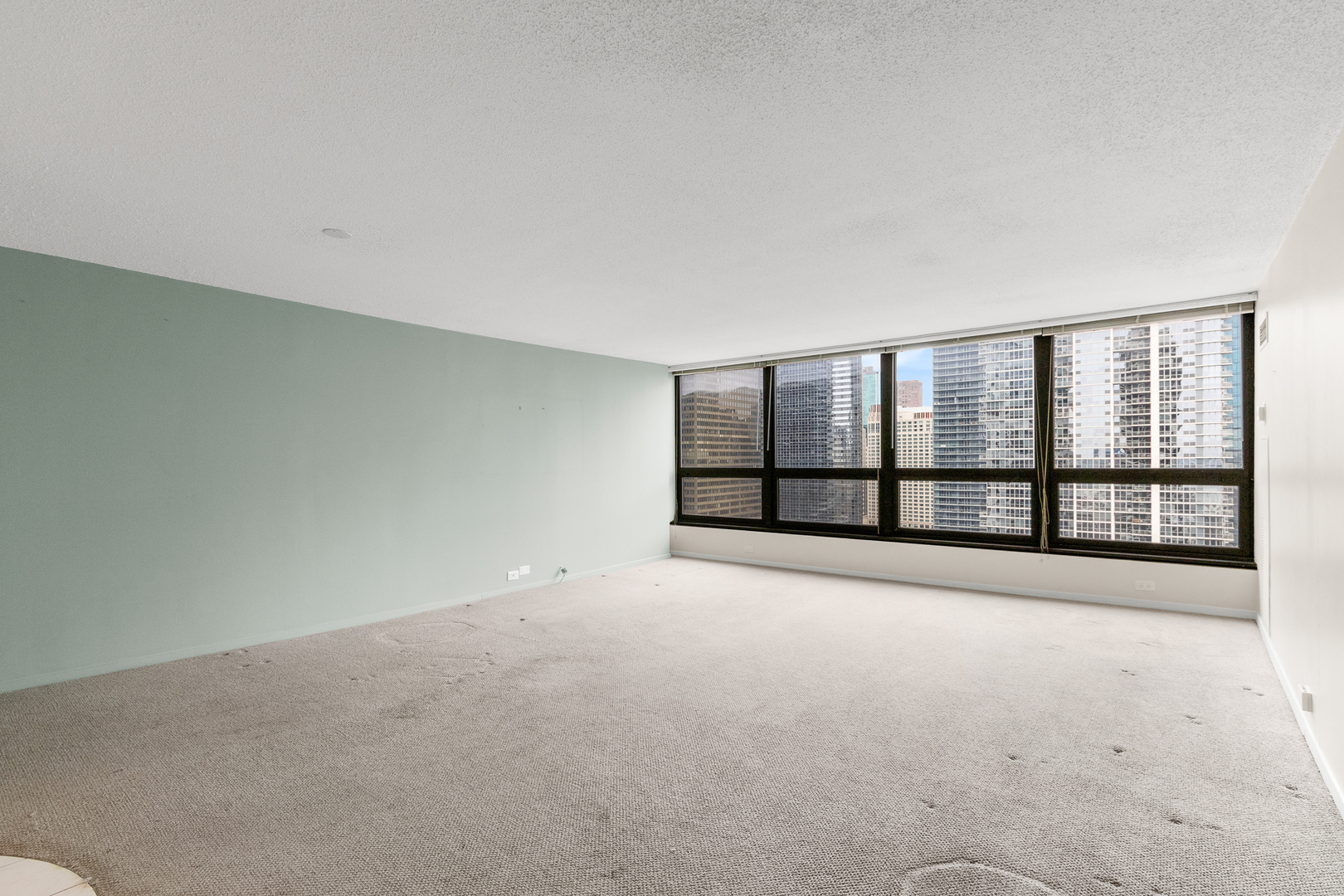 360 E Randolph St #2307 Chicago, IL 60601
