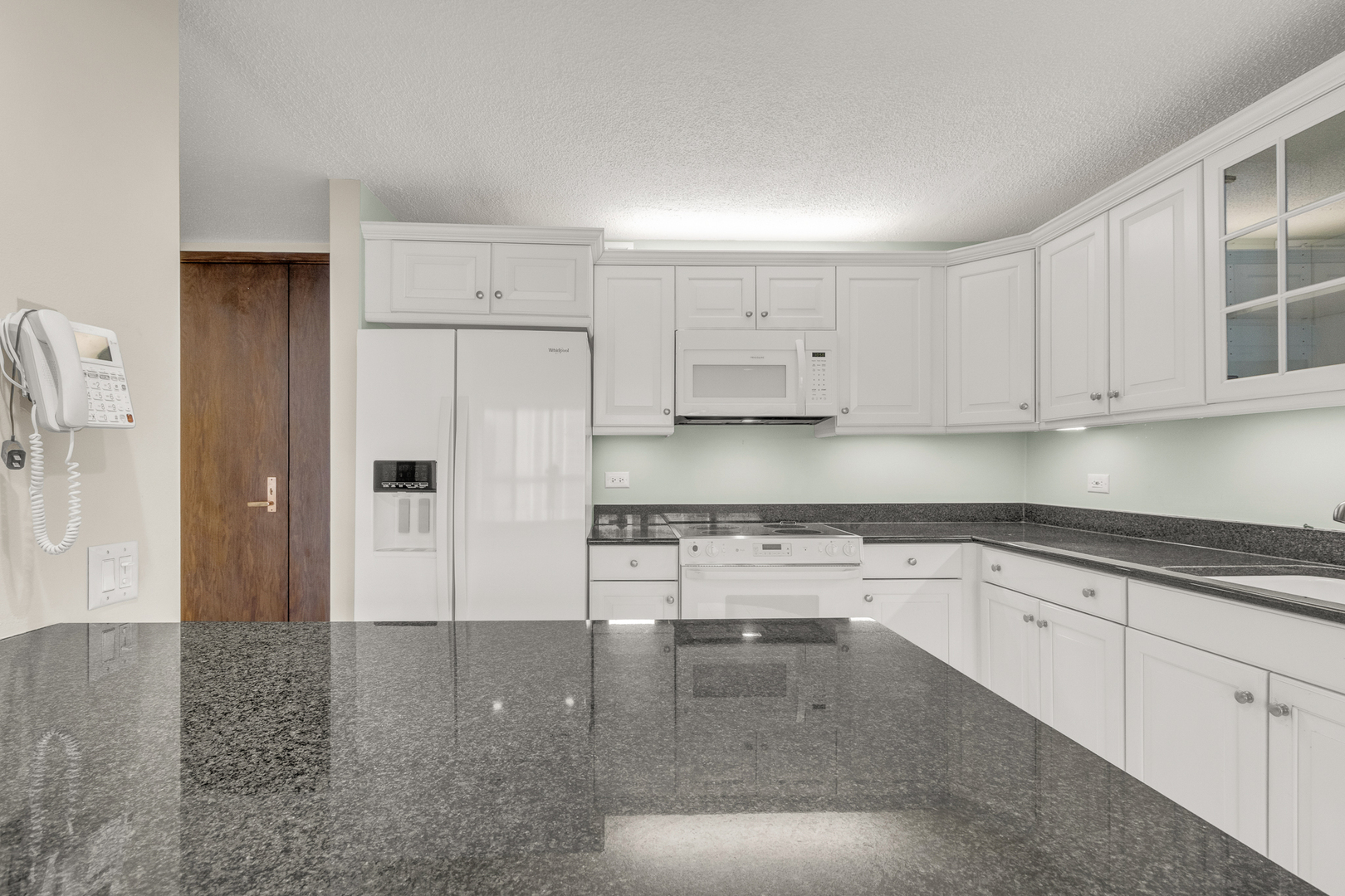 360 E Randolph St #2307 Chicago, IL 60601