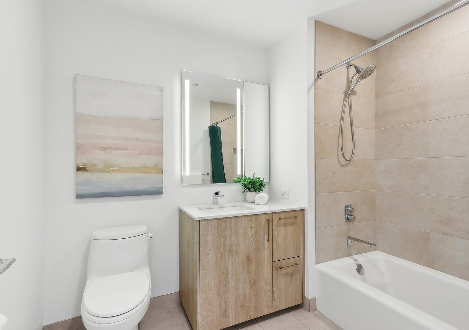 211 N Hbr Dr #408 Chicago, IL 60601