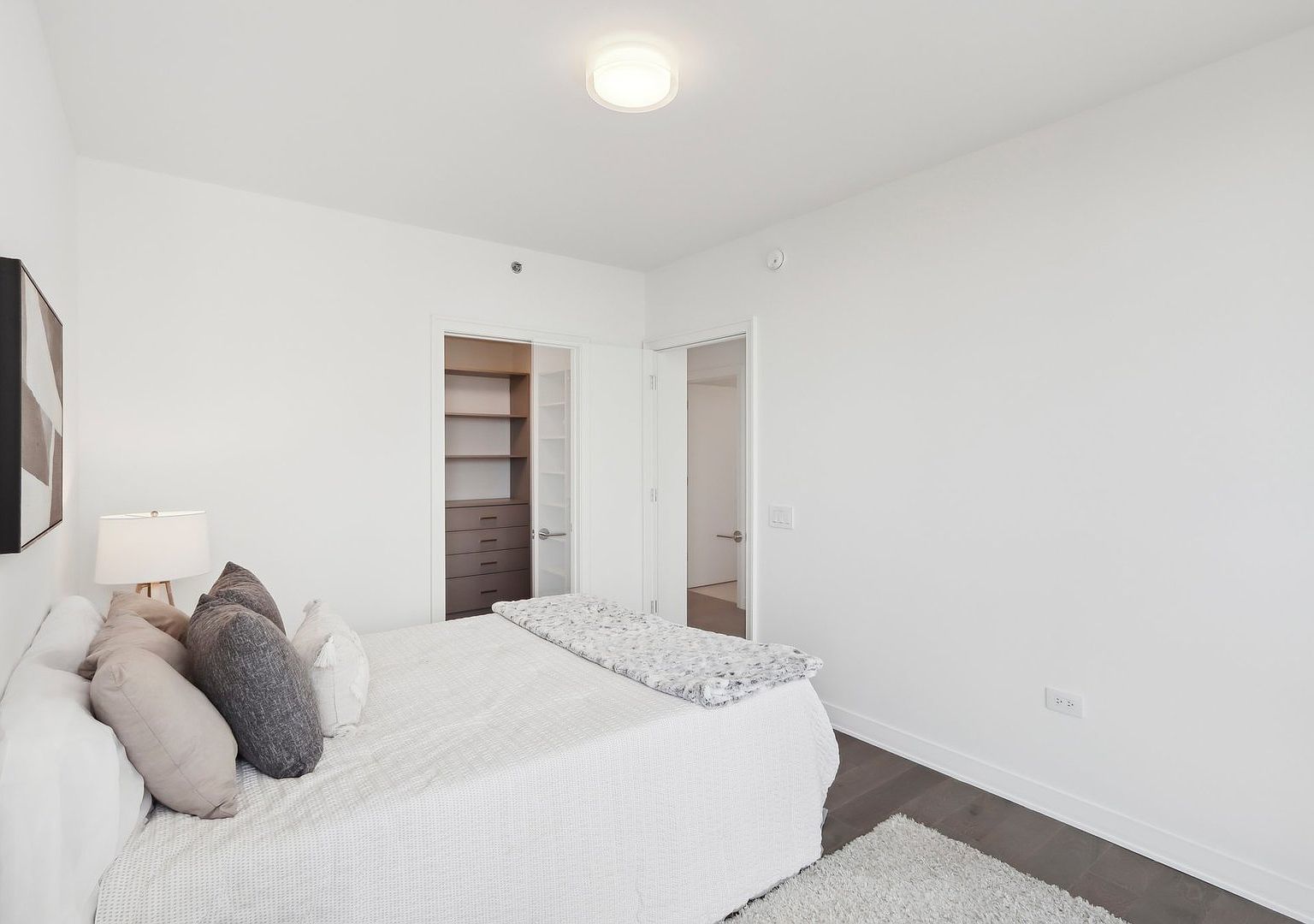 211 N Hbr Dr #408 Chicago, IL 60601