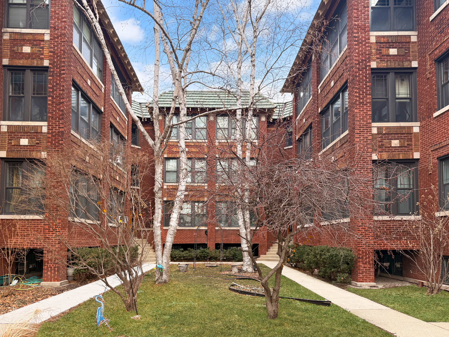 510 Madison St #3S Oak Park, IL 60302