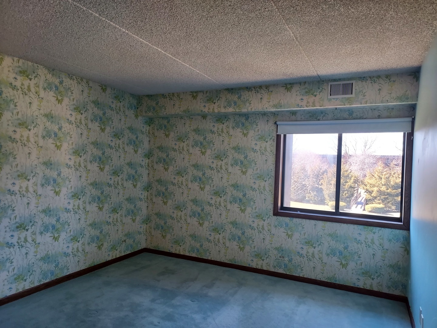 1421 Woodbridge Rd #2C Joliet, IL 60436