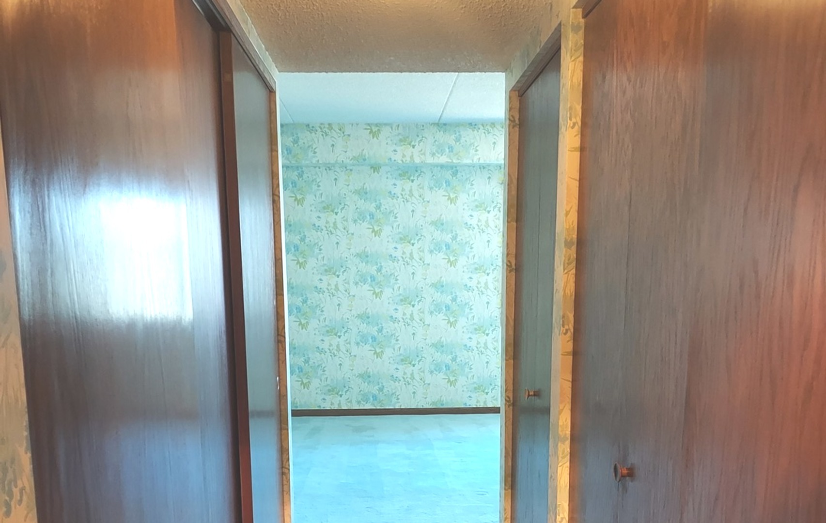 1421 Woodbridge Rd #2C Joliet, IL 60436