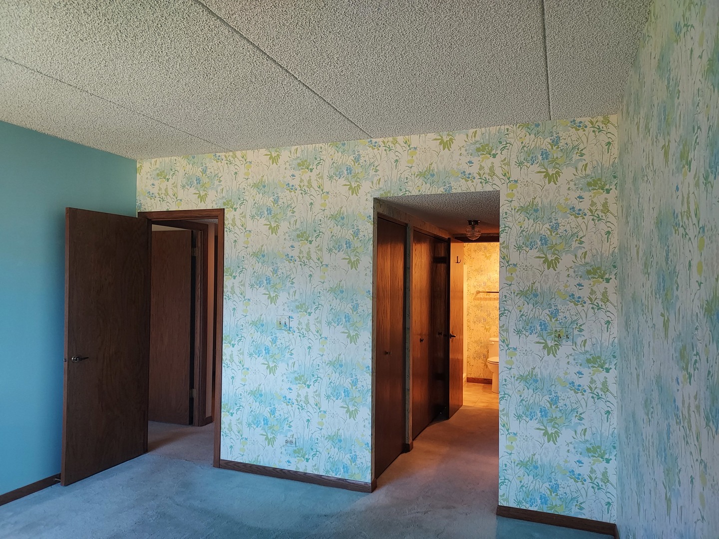 1421 Woodbridge Rd #2C Joliet, IL 60436