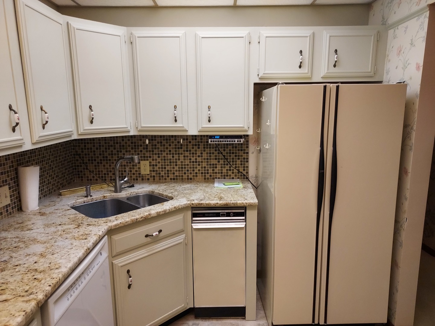 1421 Woodbridge Rd #2C Joliet, IL 60436