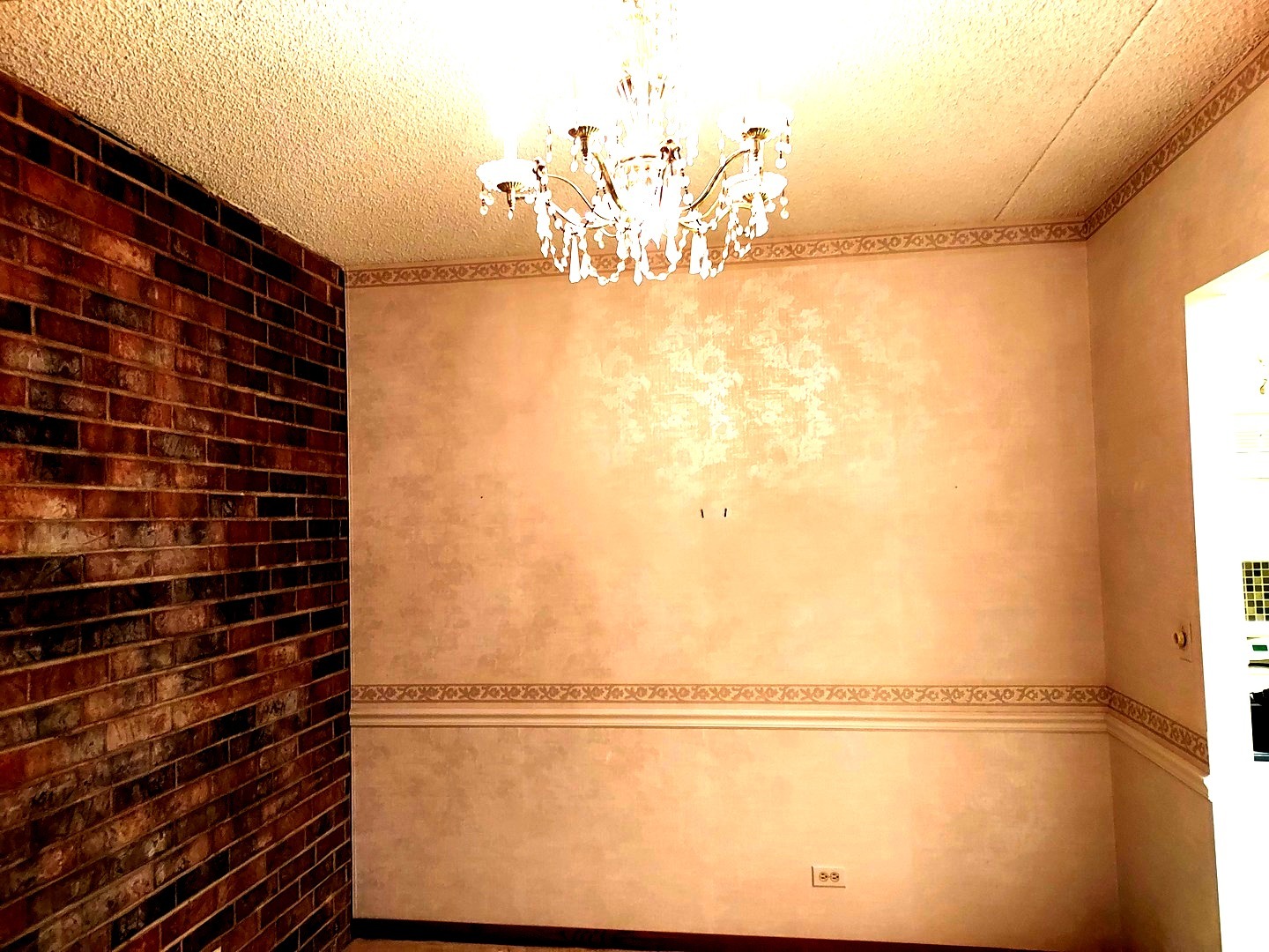 1421 Woodbridge Rd #2C Joliet, IL 60436