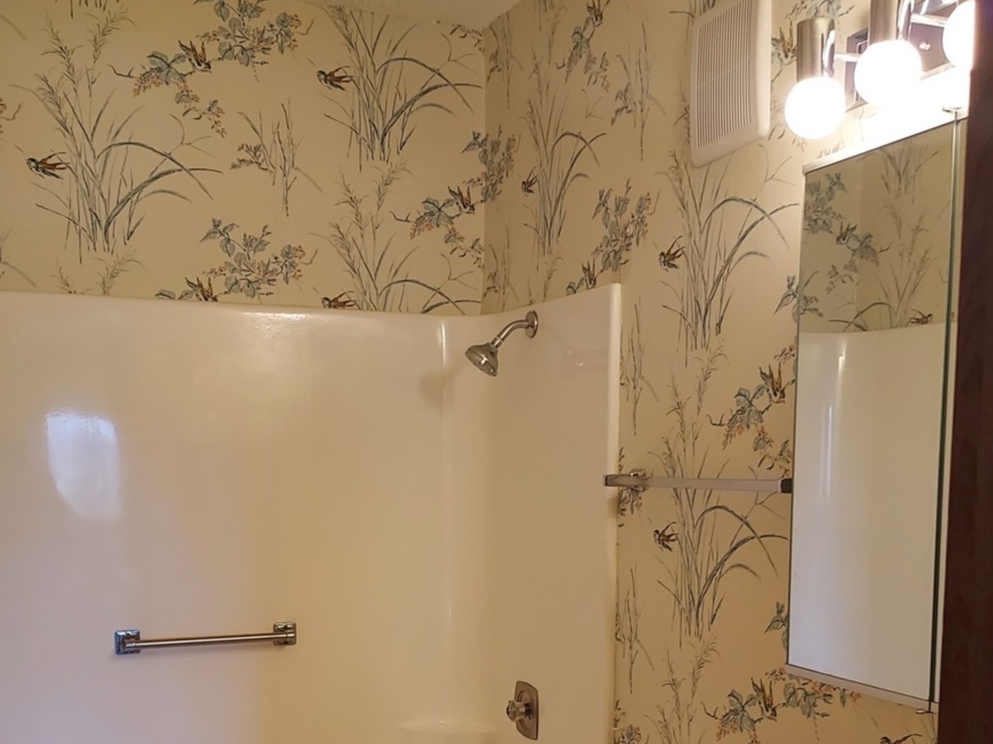 1421 Woodbridge Rd #2C Joliet, IL 60436