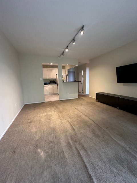 9098 W Ter Dr #3-I Niles, IL 60714