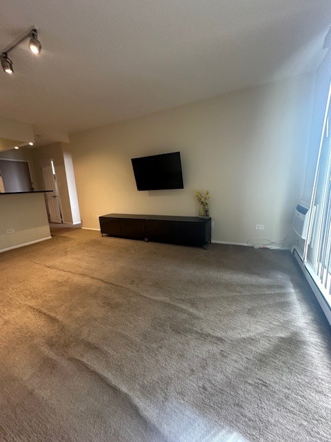 9098 W Ter Dr #3-I Niles, IL 60714