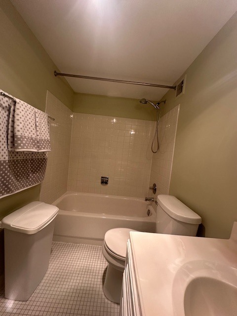 9098 W Ter Dr #3-I Niles, IL 60714