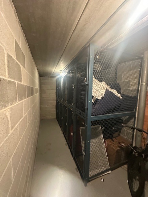 9098 W Ter Dr #3-I Niles, IL 60714