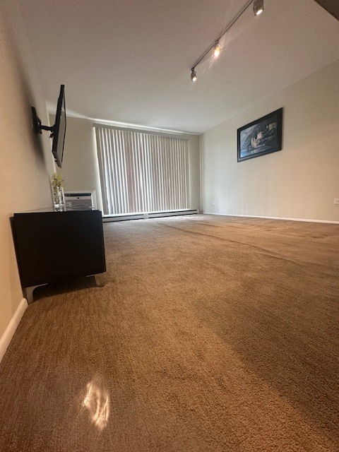 9098 W Ter Dr #3-I Niles, IL 60714