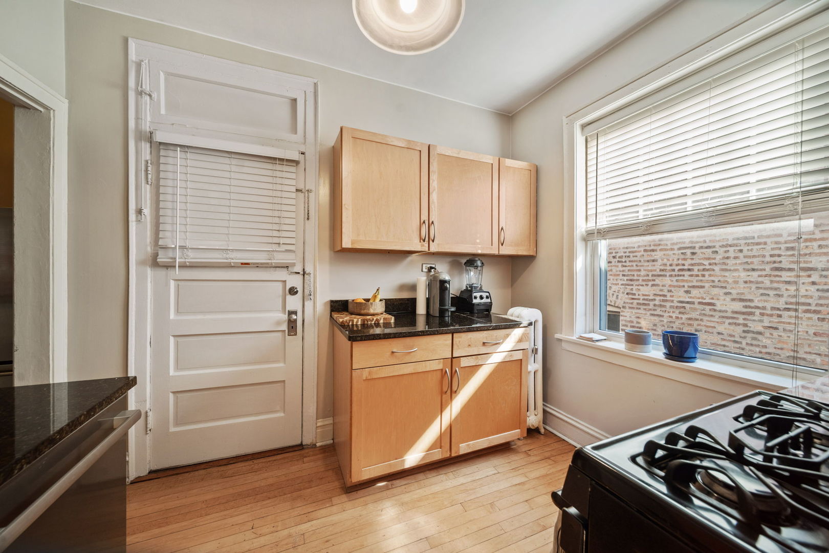 340 S KENILWORTH Ave #3 Oak Park, IL 60302