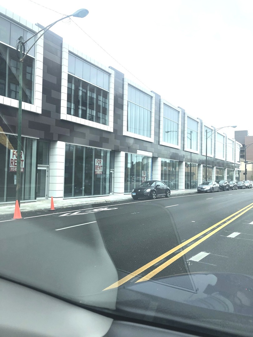 2252 S Canal St #205