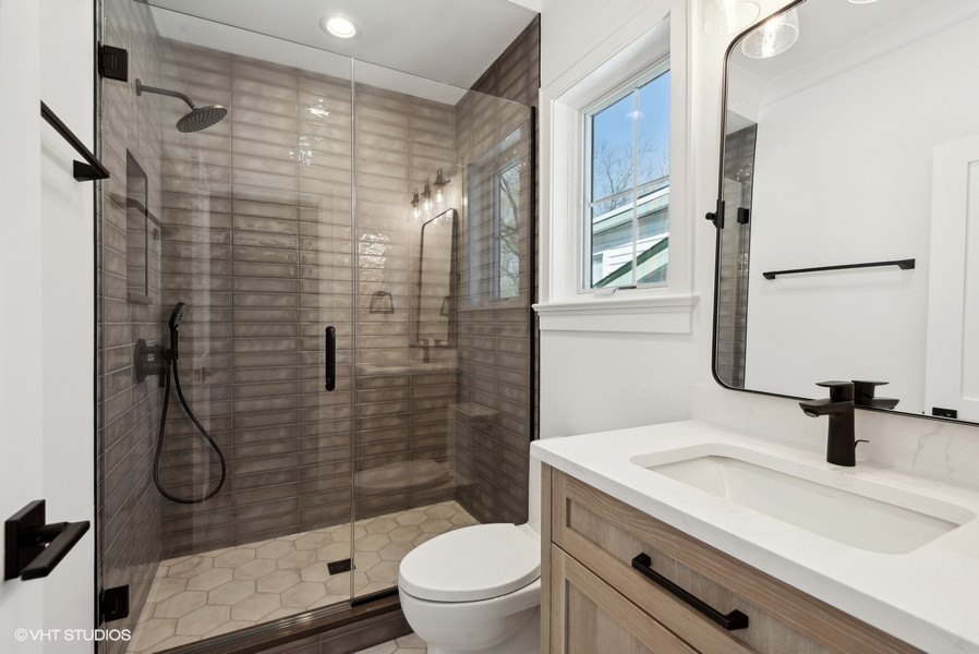 1936 Birchwood Ave Wilmette, IL 60091