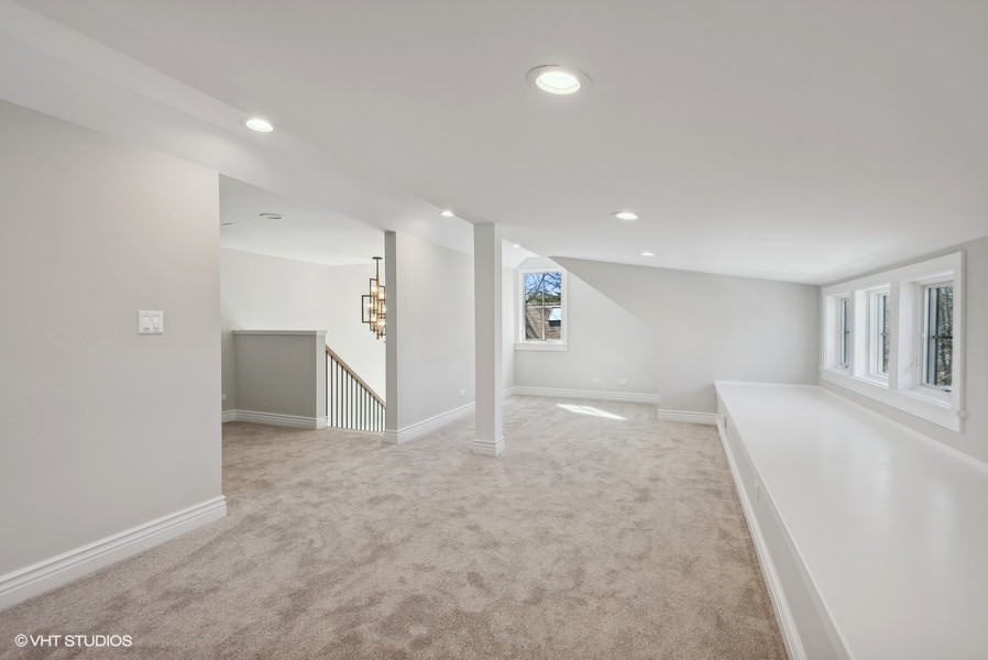 1936 Birchwood Ave Wilmette, IL 60091